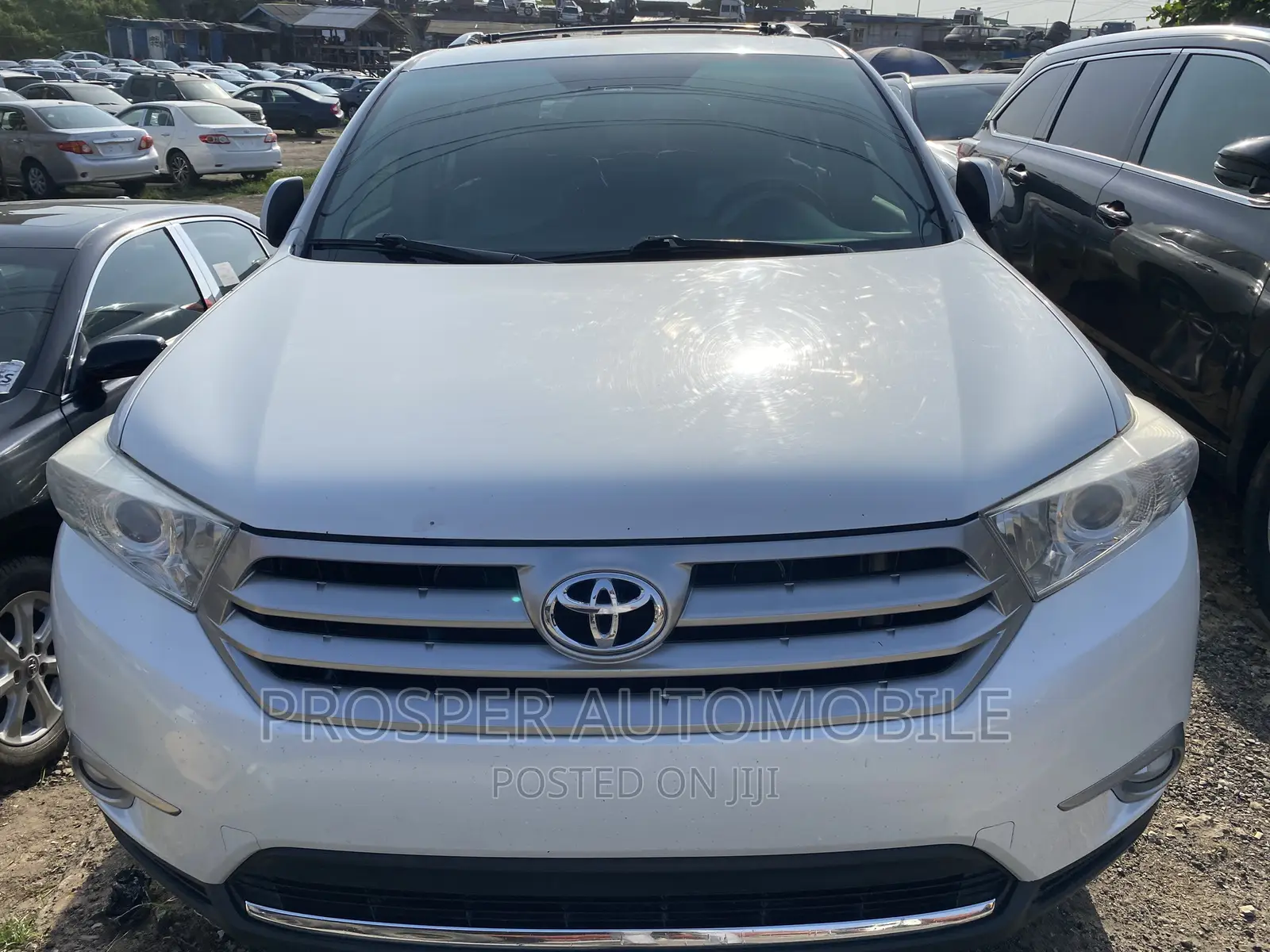 Toyota Highlander Limited 3.5l 4WD 2013 White