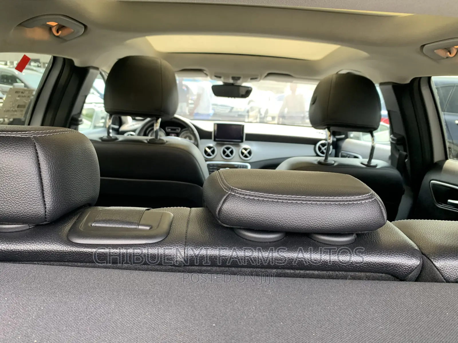 Mercedes-Benz GLA 250 2017 Silver