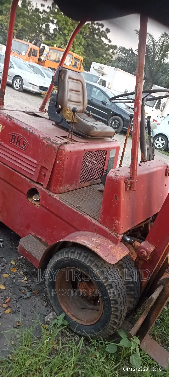 B S K Forklift