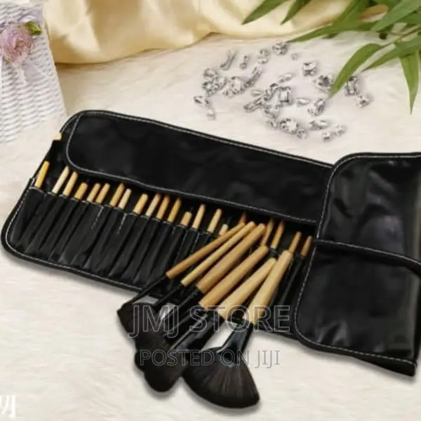 Set Of Brush 32 Pieces