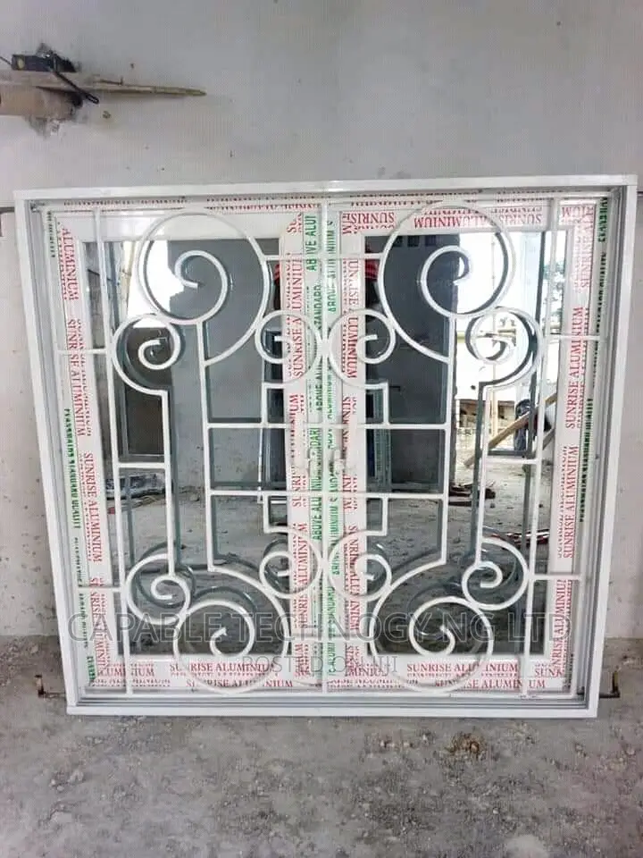 Alluminum Window With Burglary