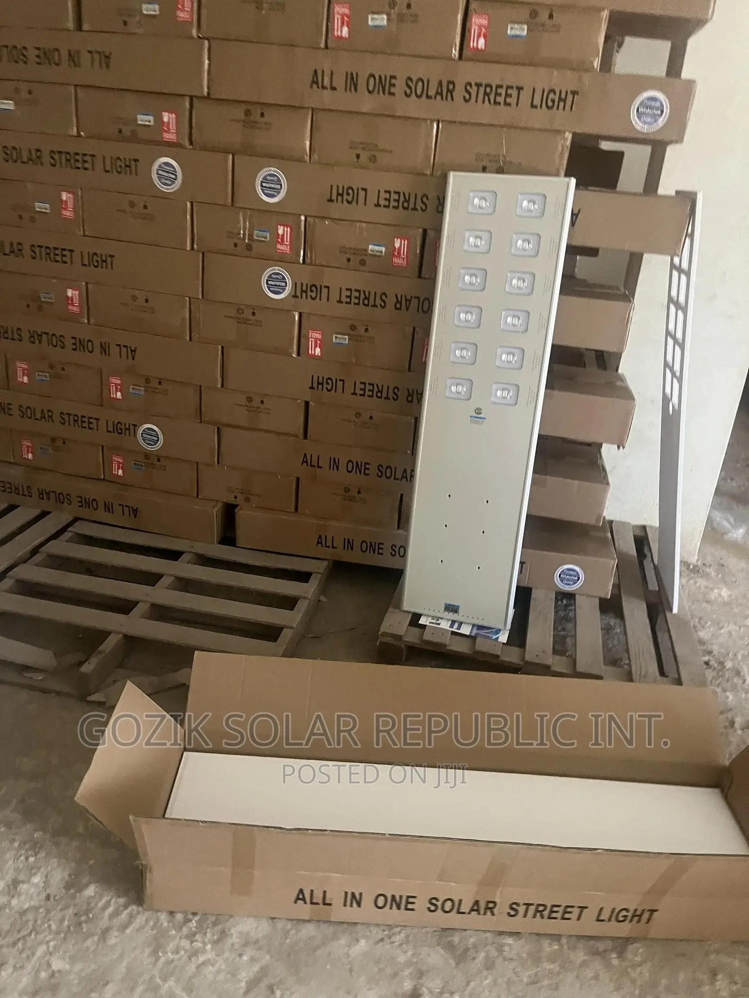 100w 12eyes Wakatek Solar Light