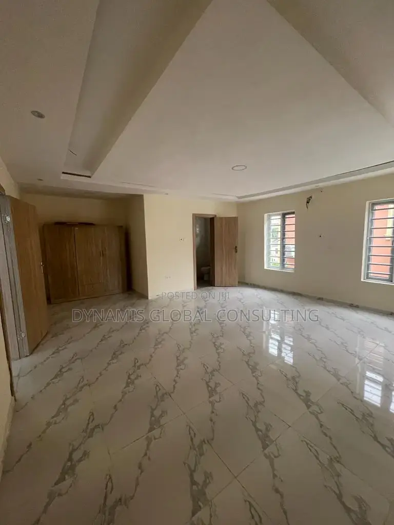 Furnished 4bdrm Duplex in Gateway Zone Estate, GRA Phase 1 for rent