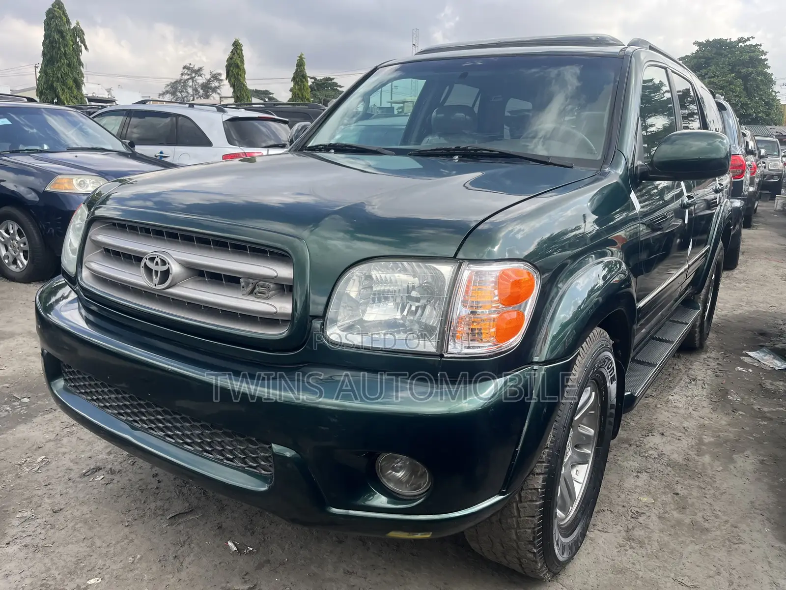 Toyota Sequoia 2004 Green