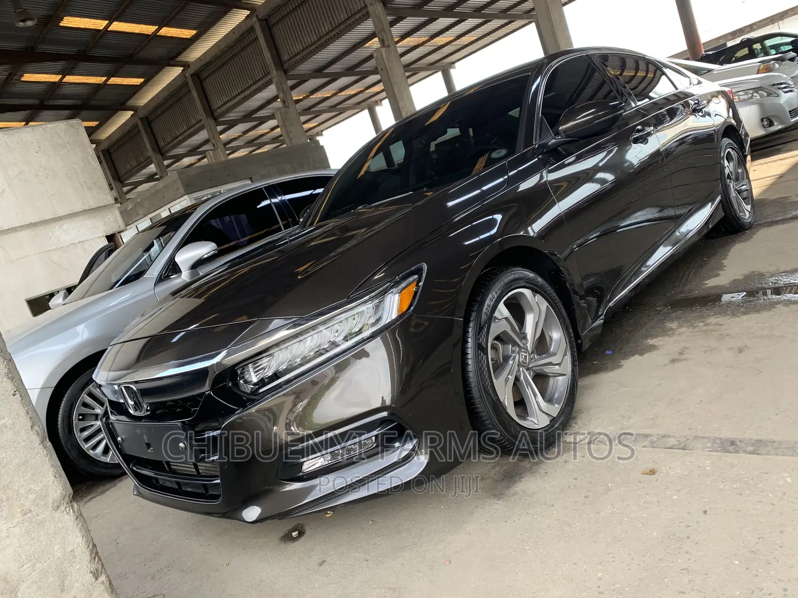 Honda Accord Touring 2.0T 2018 Brown