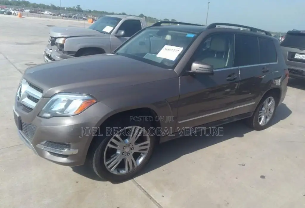 GLK350 2014 Front and Back Bumper Replacement