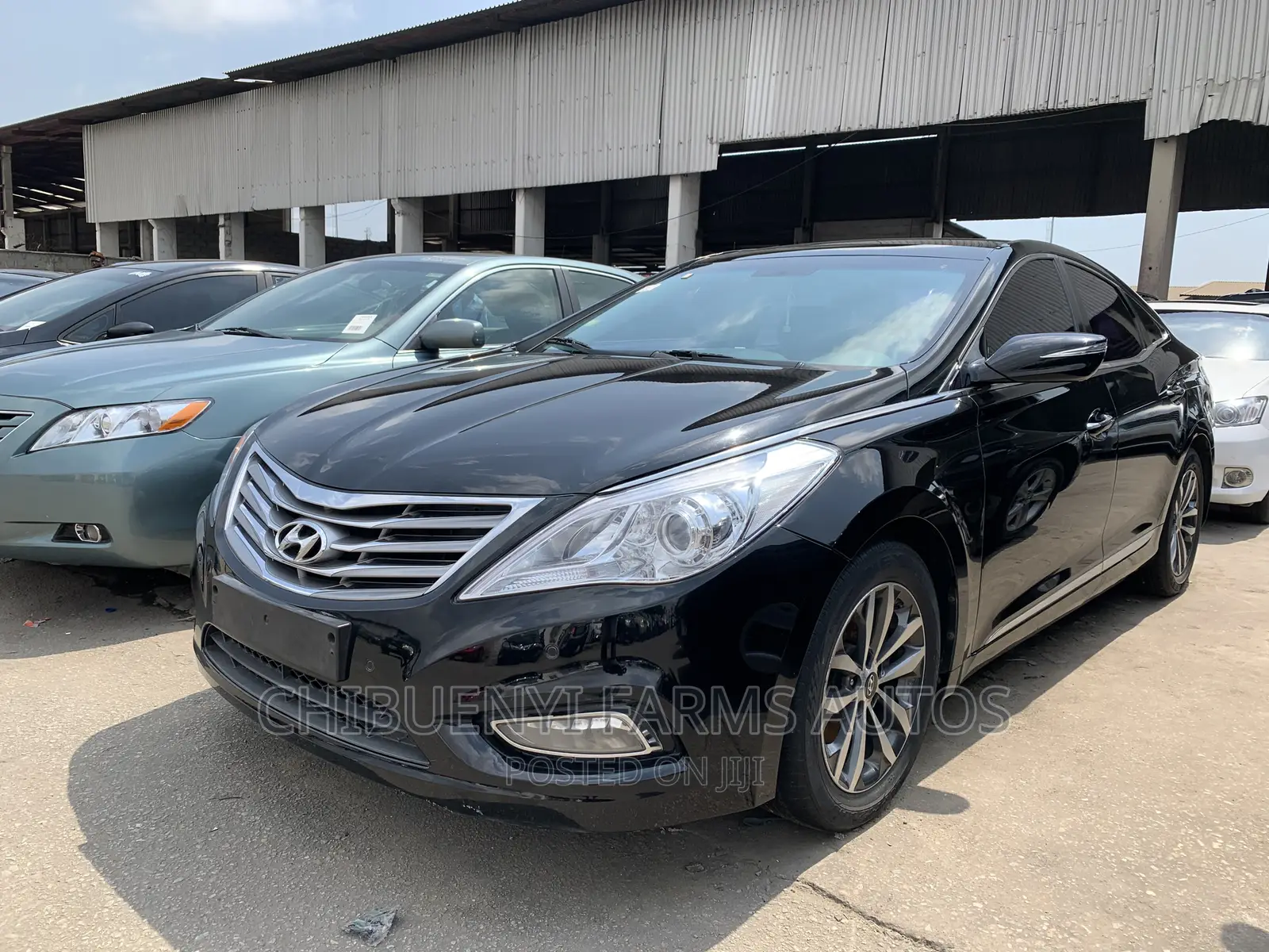 Hyundai Grandeur 2011 Matt Black