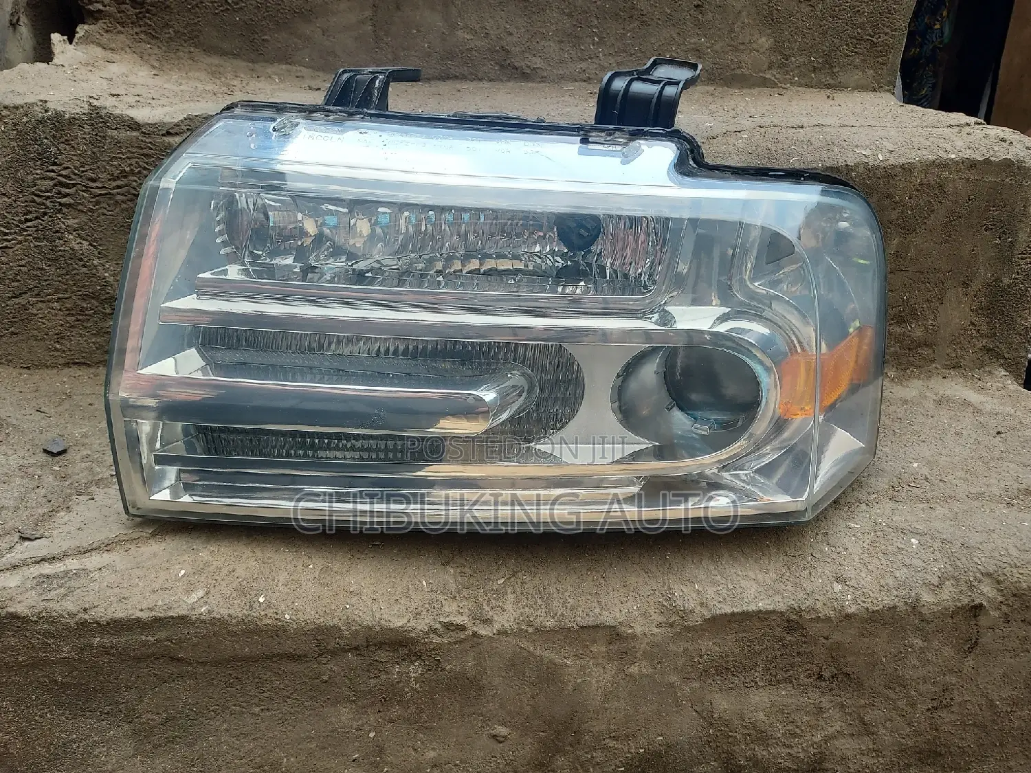 Headlamp Lincoln Navigator 2010 2012