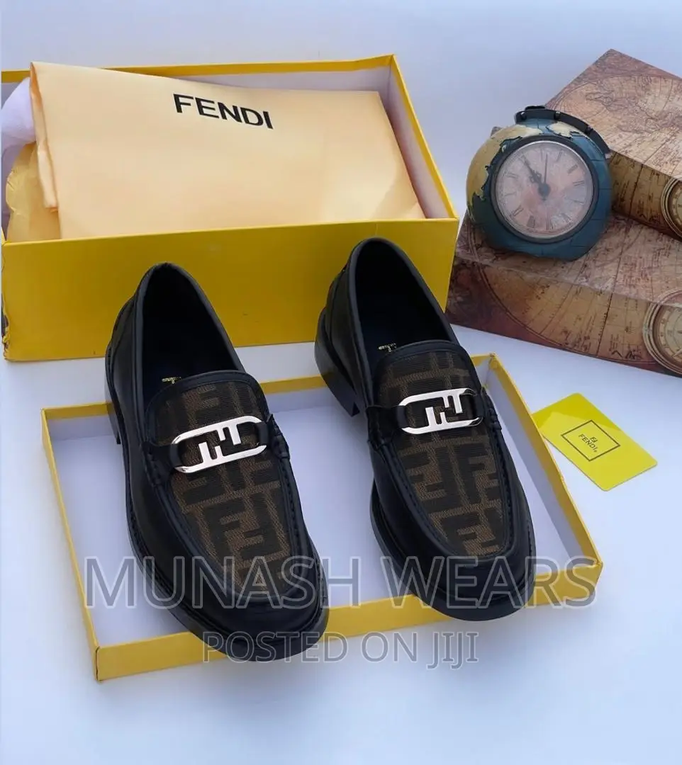 Luxury Fendi Shoe