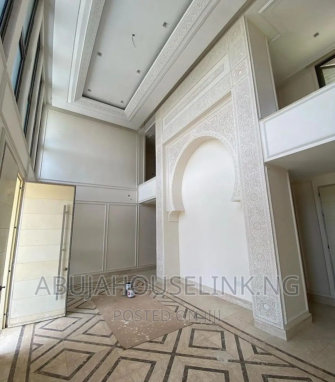 5bdrm Mansion in Maitama Main Abuja for sale