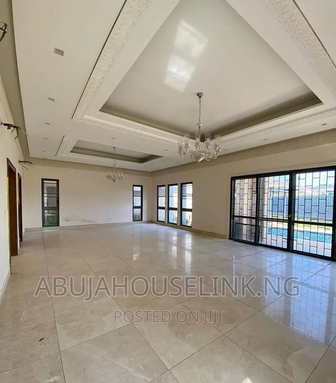 5bdrm Mansion in Maitama Main Abuja for sale