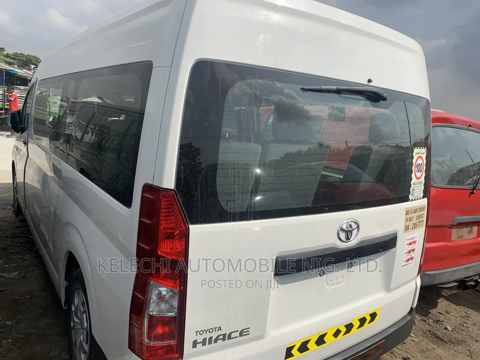 Toyota HiAce 2019 White