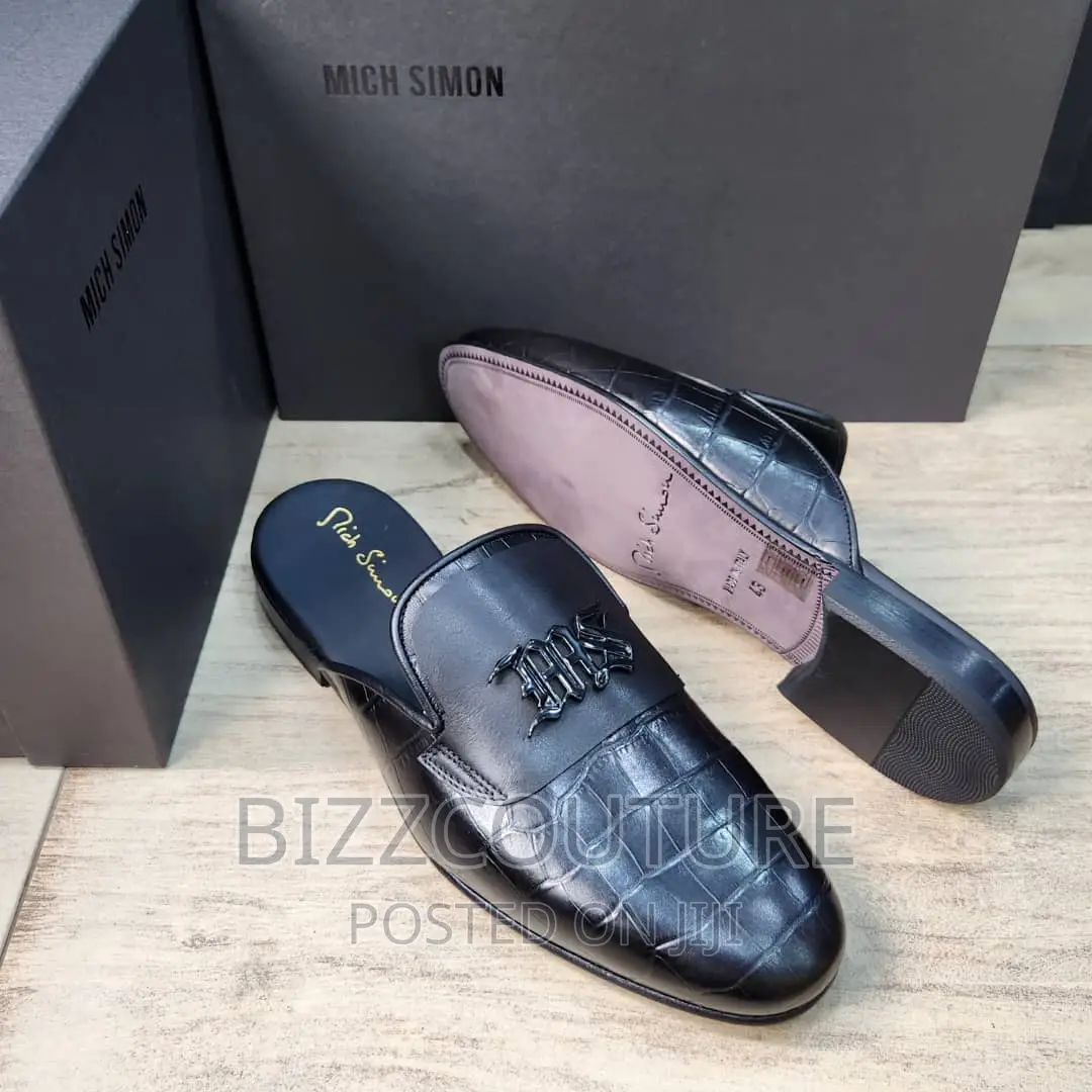 Original Italian MICH E SIMONE Half Shoes Available in Store