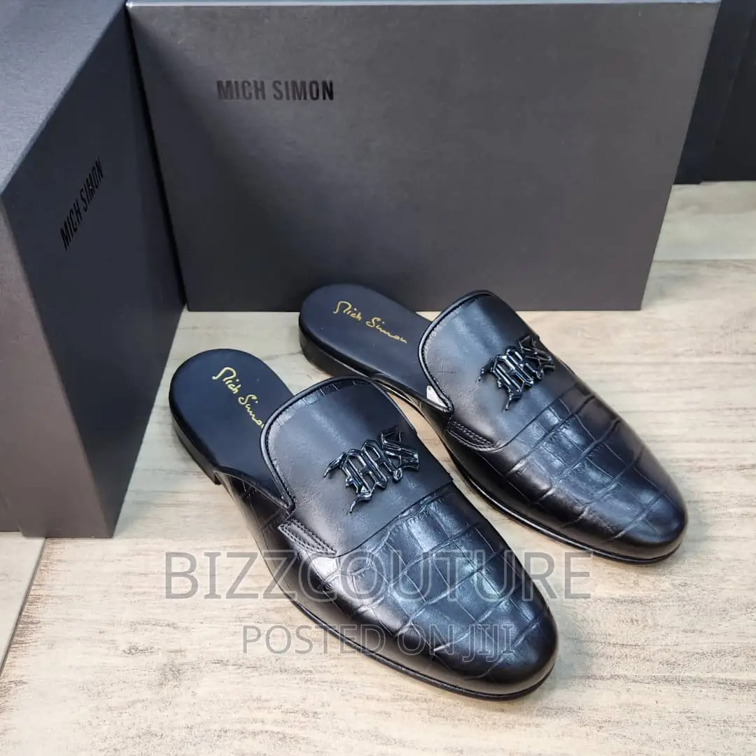 Original Italian MICH E SIMONE Half Shoes Available in Store