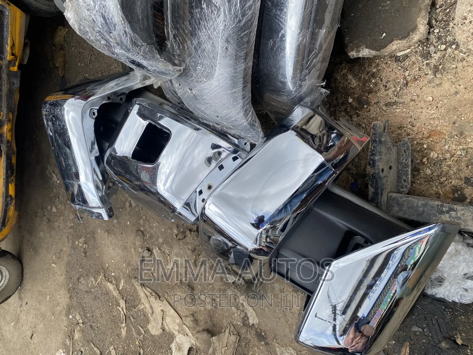 Front and Back Bumper Tundra 2020-2022 Available