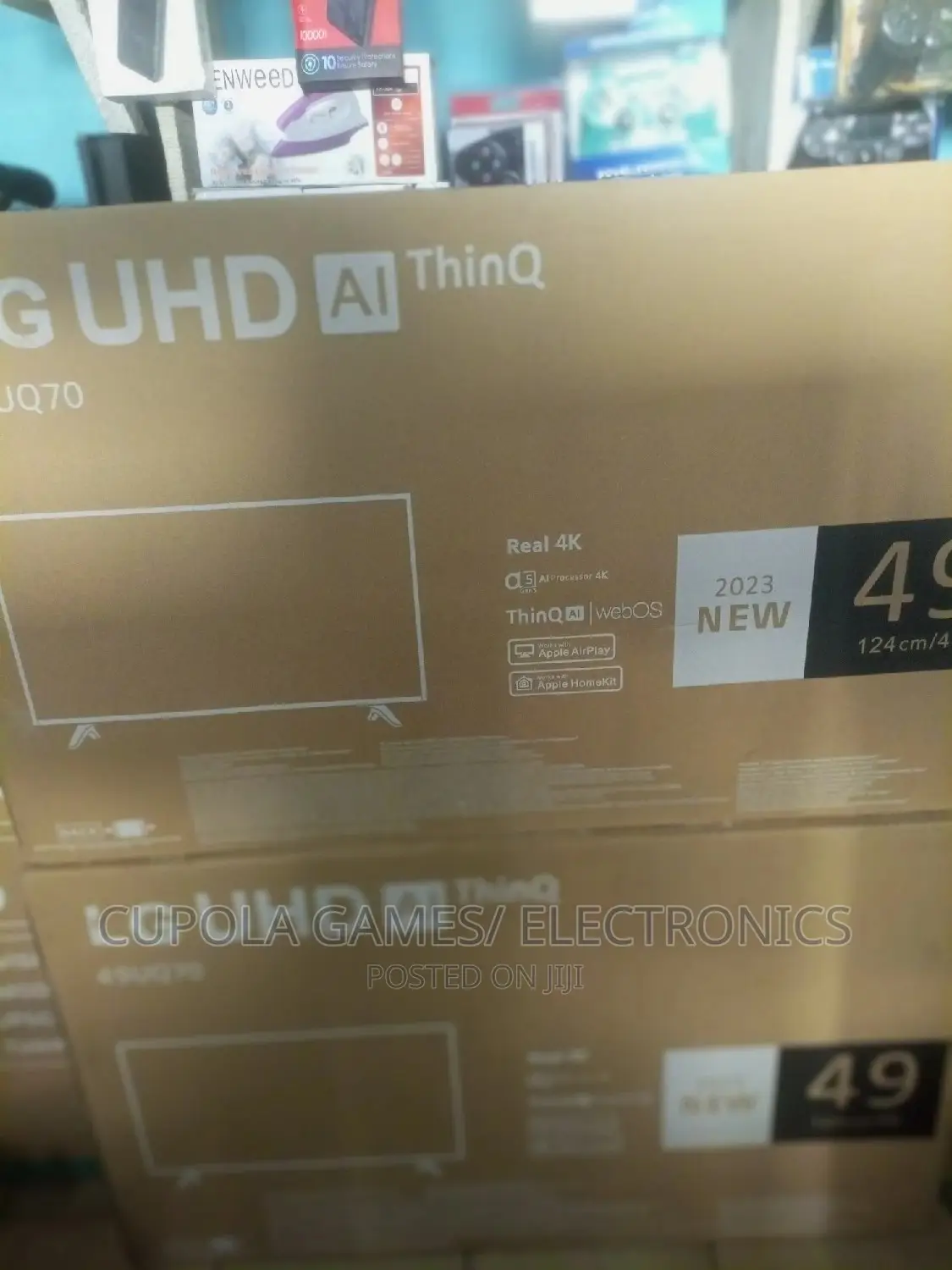 Lg Tv 49 Inches Smart, Phone Cast Available.
