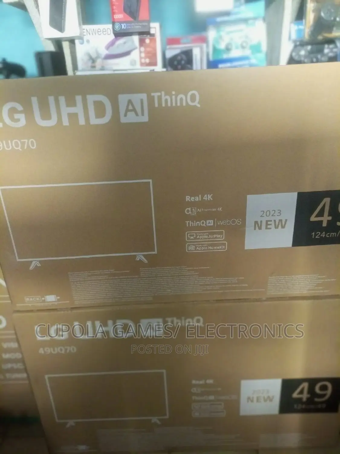 Lg Tv 49 Inches Smart, Phone Cast Available.
