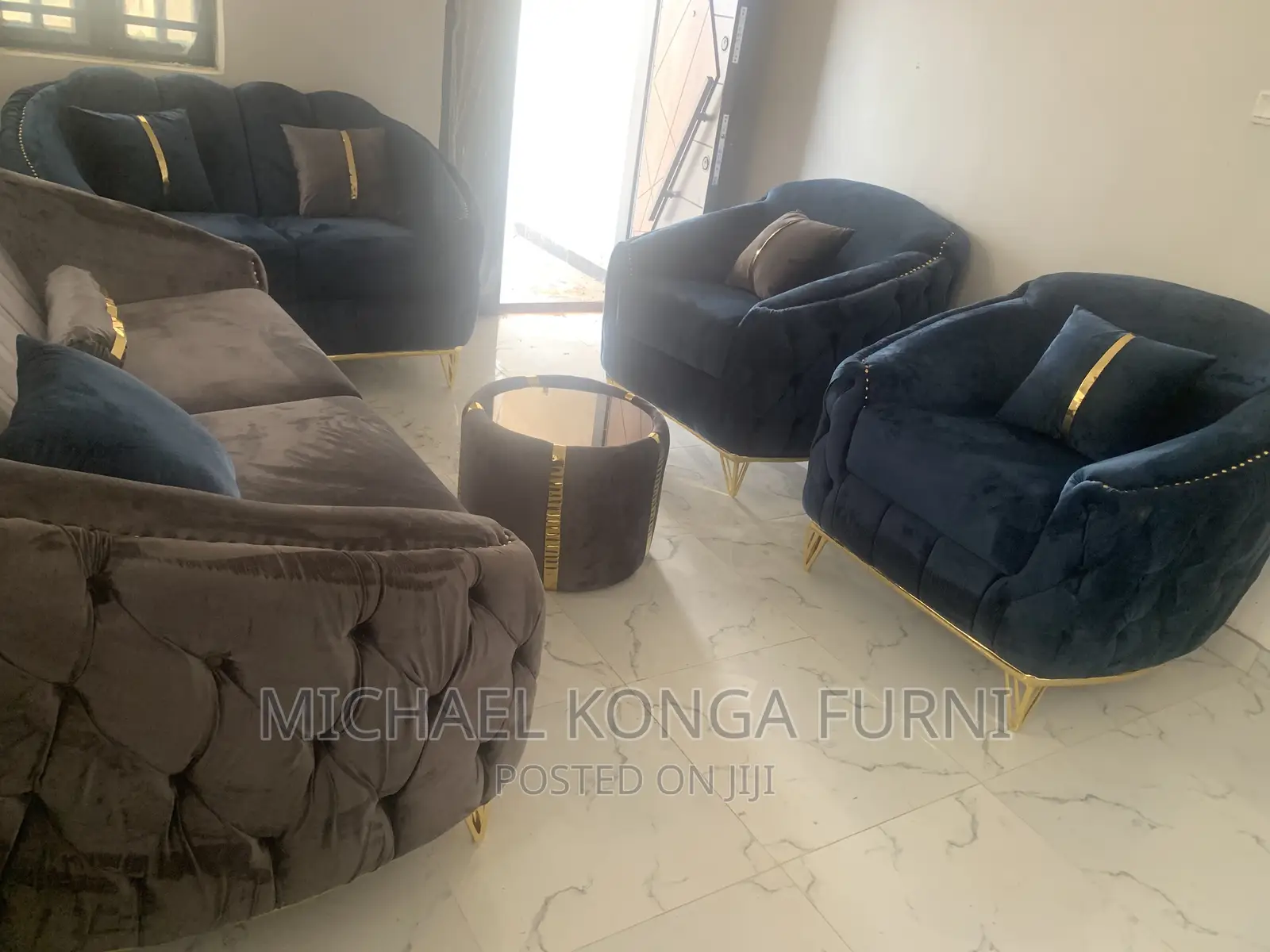 Luxurious 7 Seaters Sofa With Puff
