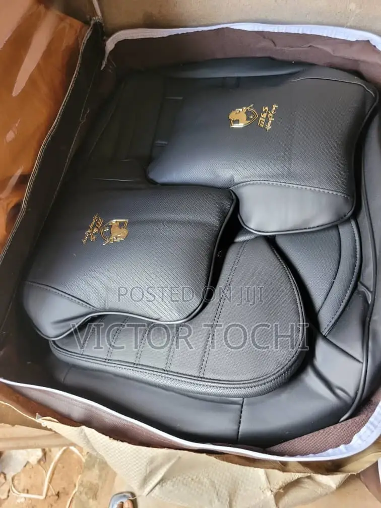 12D Horse Seat Cover