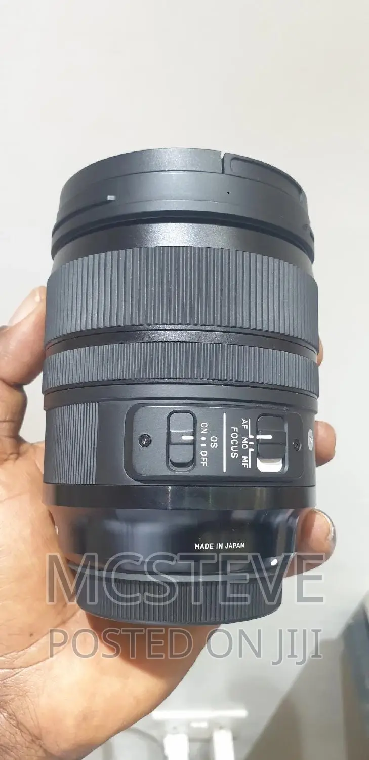 Sigma 24 - 70MM F/2.8 DG Lens for Canon