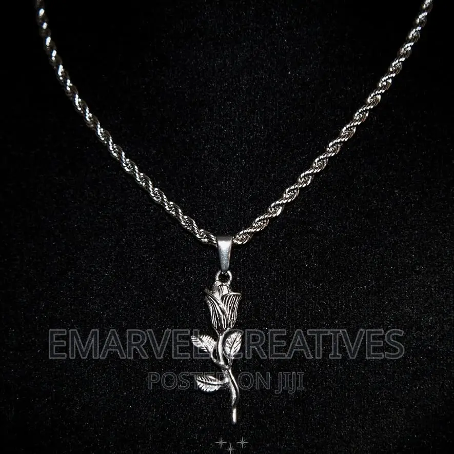 Trendy Chain Necklace for Ladies