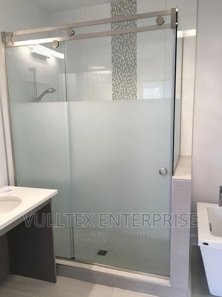 Shower Opaque Glass Cubicle.