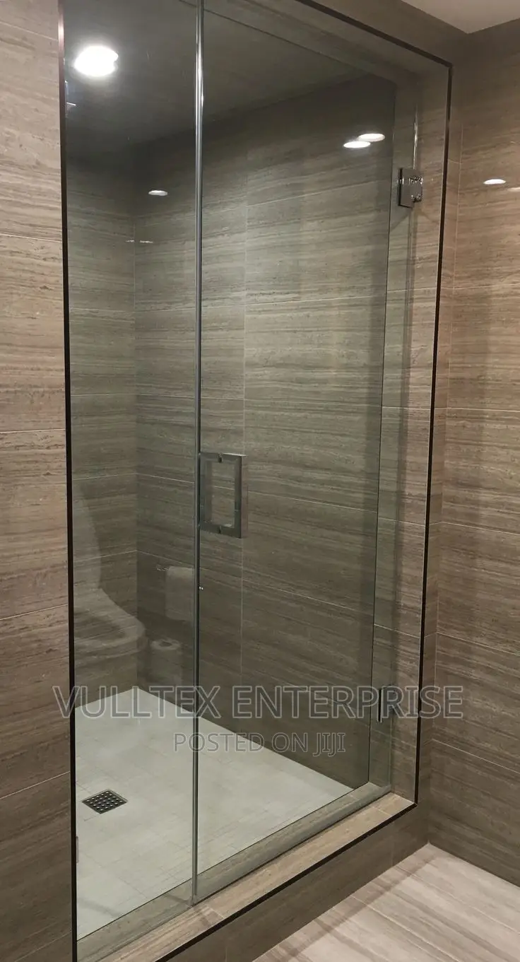 Glass Panel Shower Cubicle.