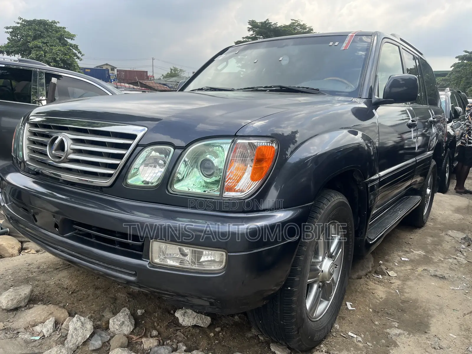 Lexus LX 470 Sport Utility 2007 Gray