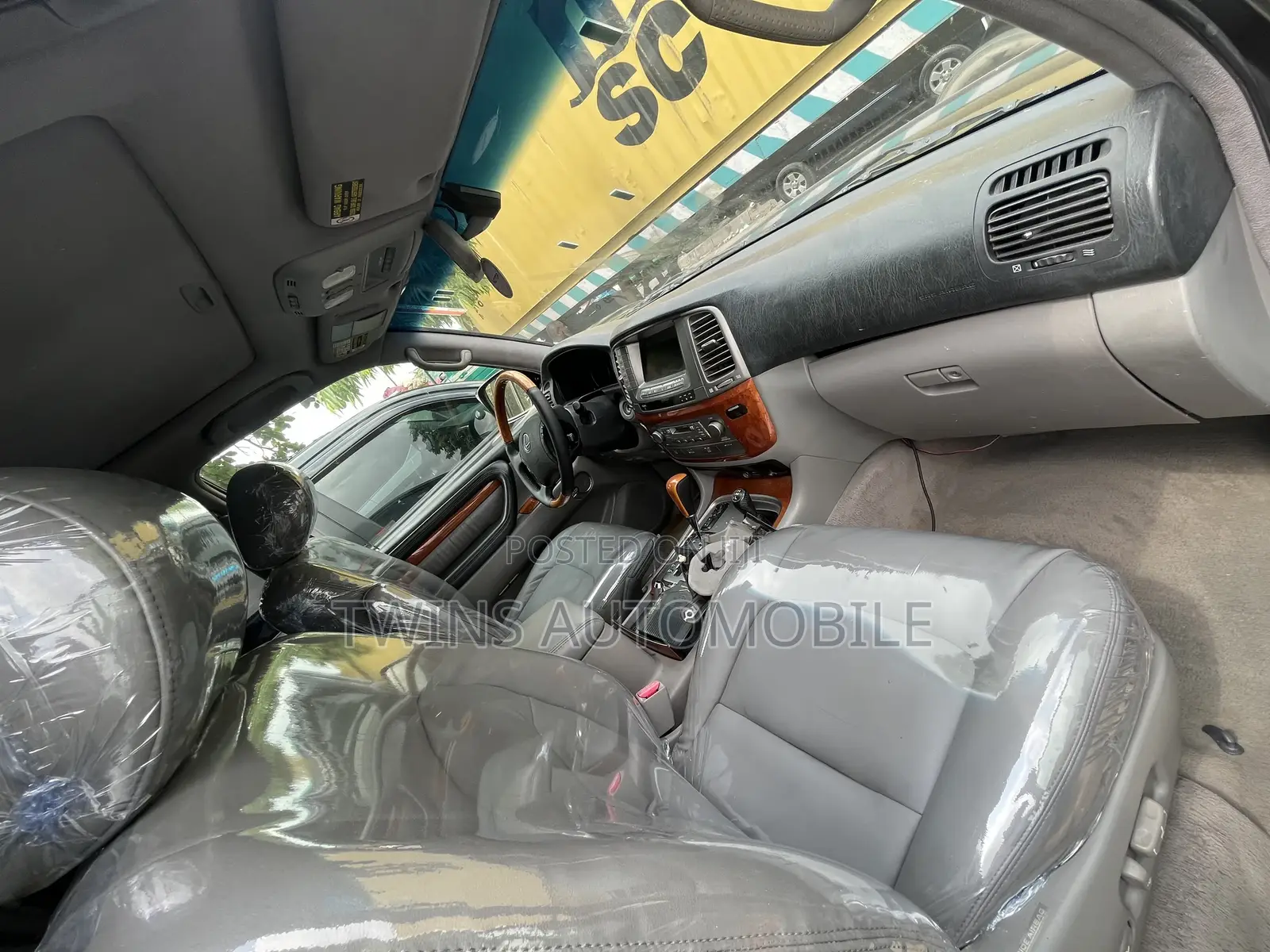 Lexus LX 470 Sport Utility 2007 Gray