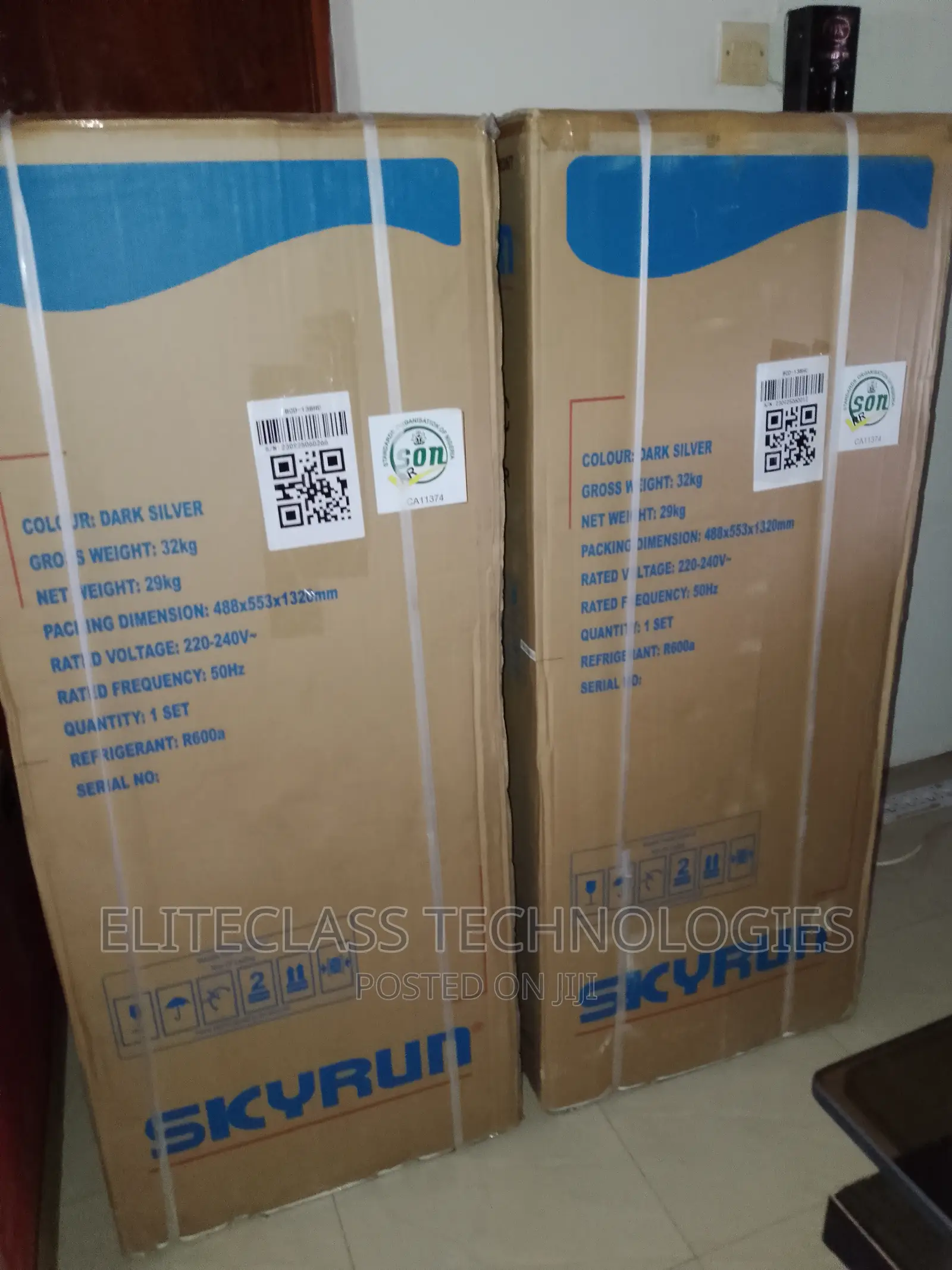 Skyrun BCD-138HC Refrigerator With Fruit Vegetable Basket
