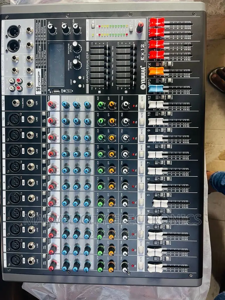 High Quality 12 Channel Professional Mixer
