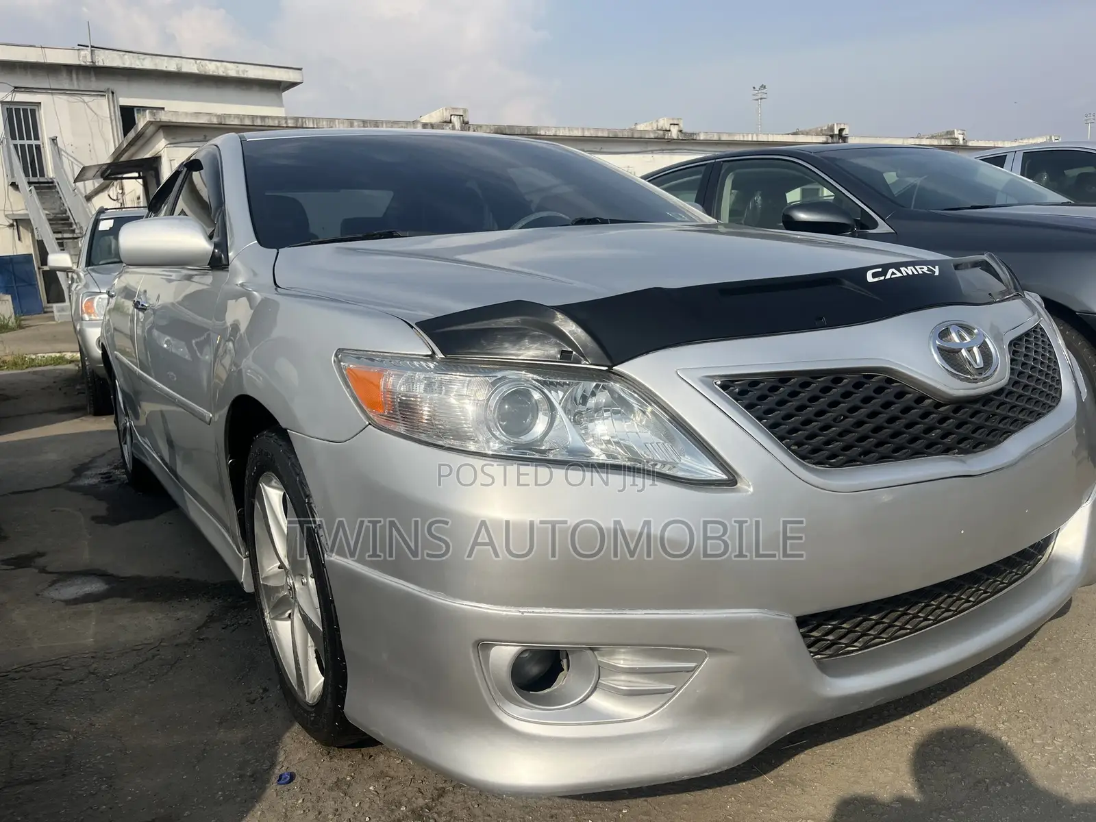 Toyota Camry 2010 Silver
