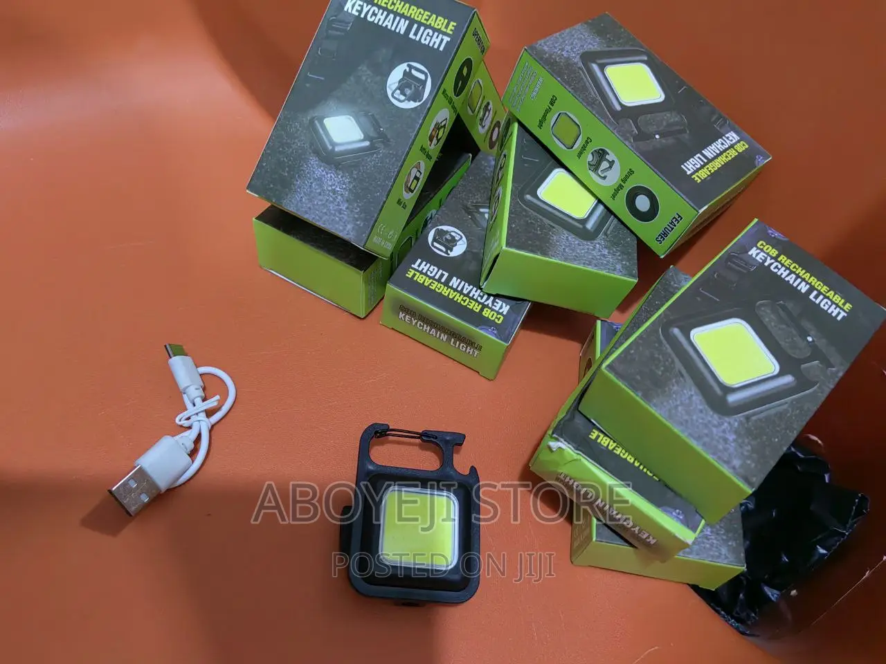 Key Chain Light ( Rechargeable ) 3modes Light
