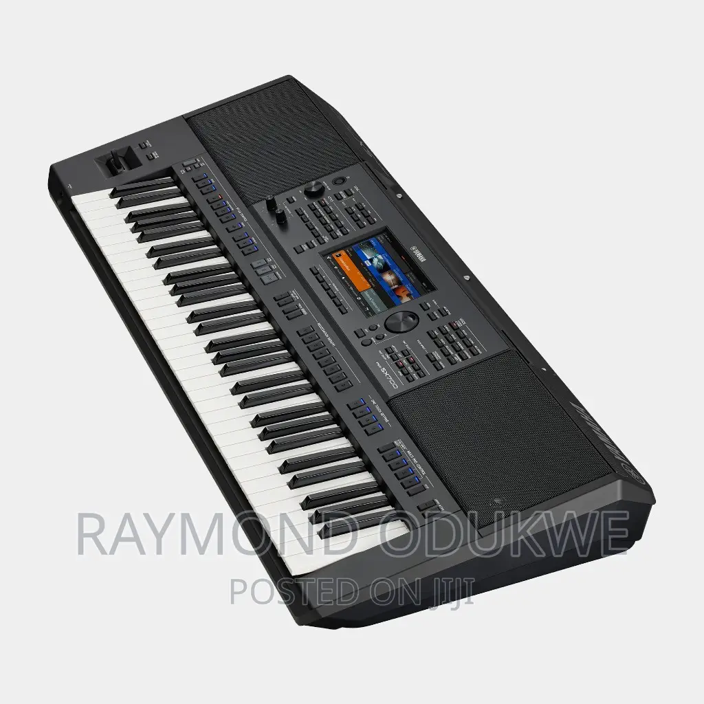 Yamaha PSR-SX700 Workstation Synthesizer Keyboard