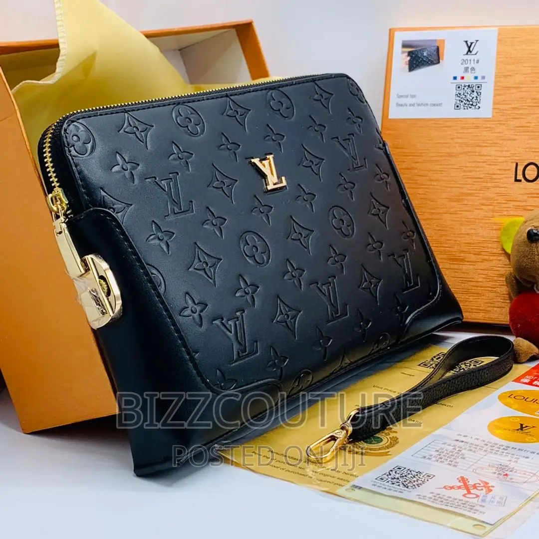 Original LOUIS VUITTON Clutches Bags Available in Store