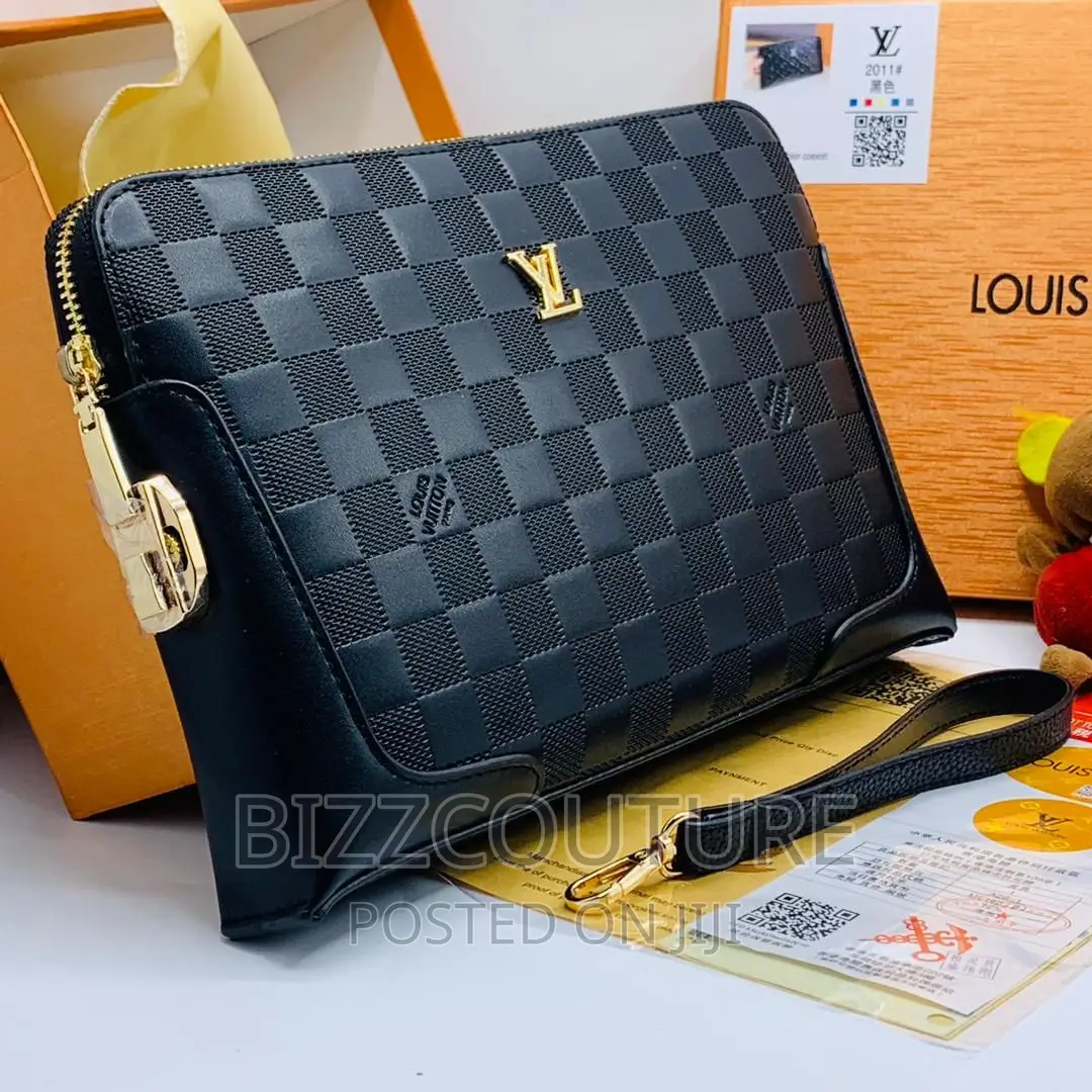 Original LOUIS VUITTON Clutches Bags Available in Store