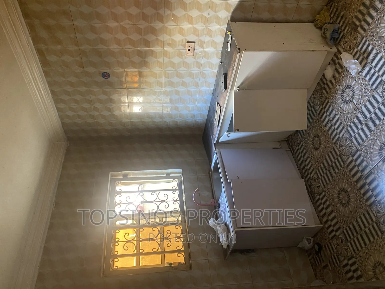 2bdrm Block of Flats in Dawaki for rent