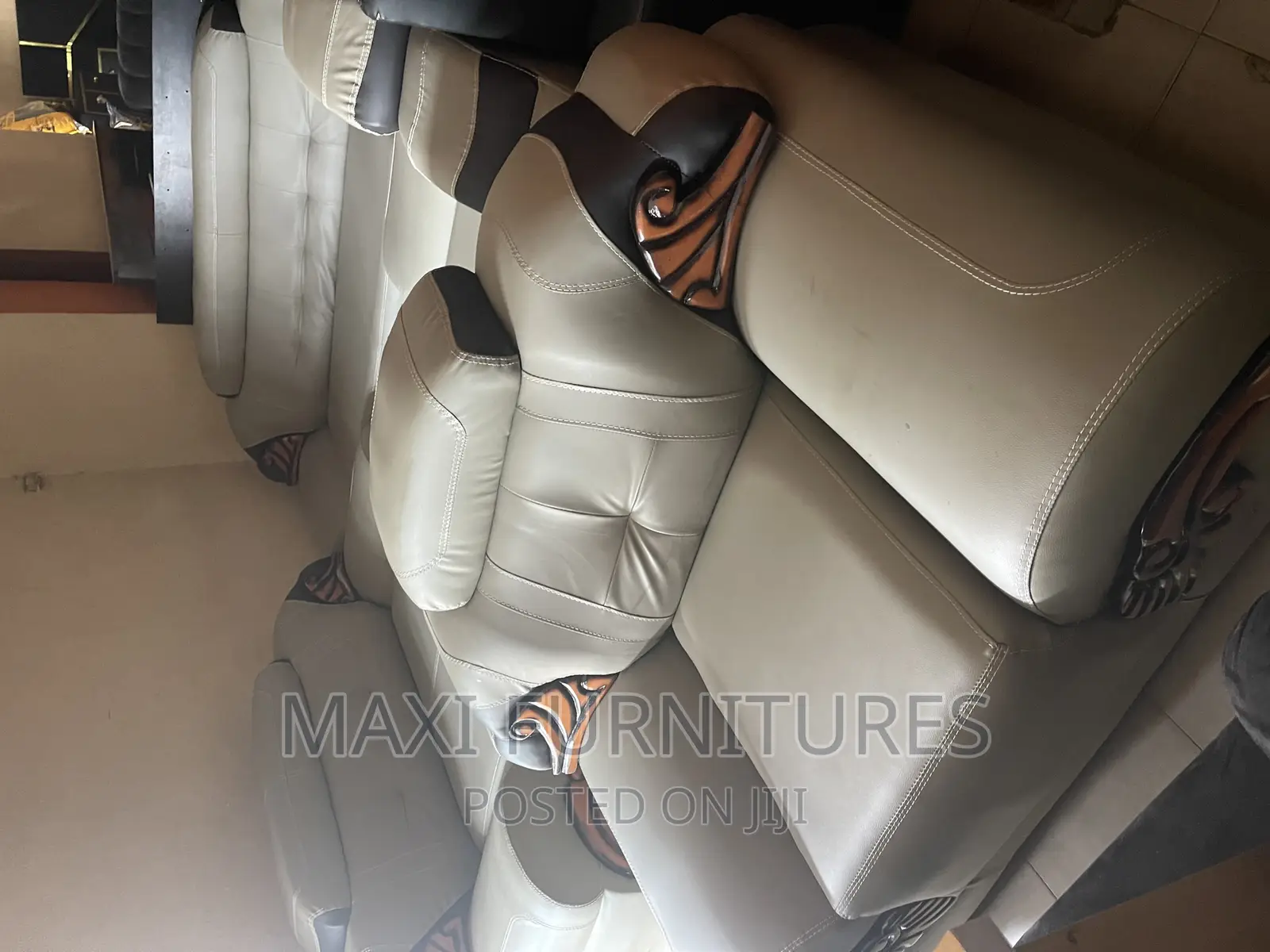 Complete Set of Chair