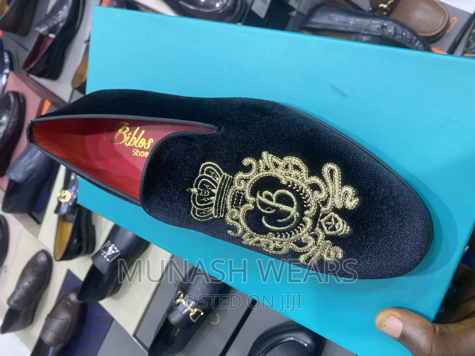 Pure Italian Biblos Velvet Shoe