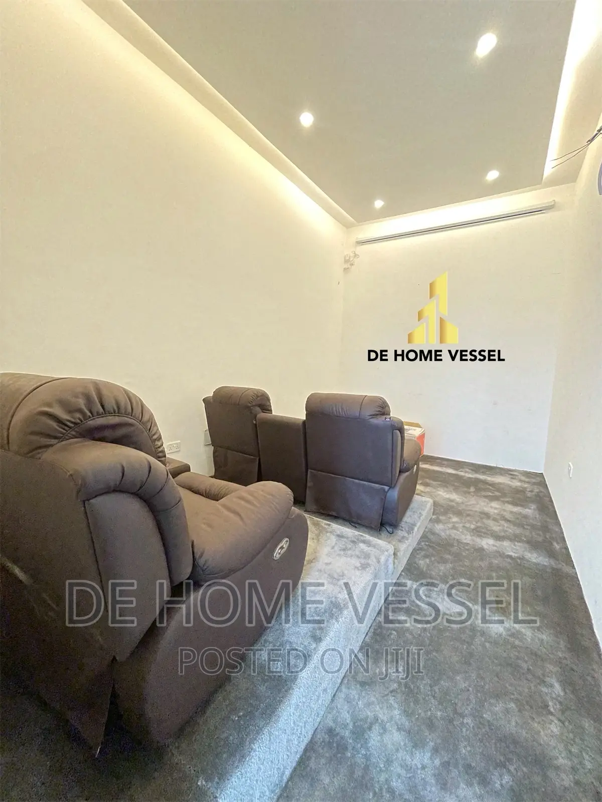 4bdrm Duplex in Lekki Phase 1 for sale
