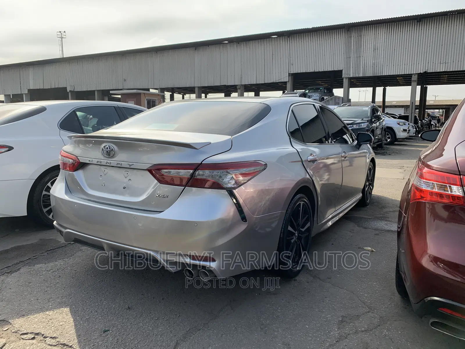 Toyota Camry 2018 Silver