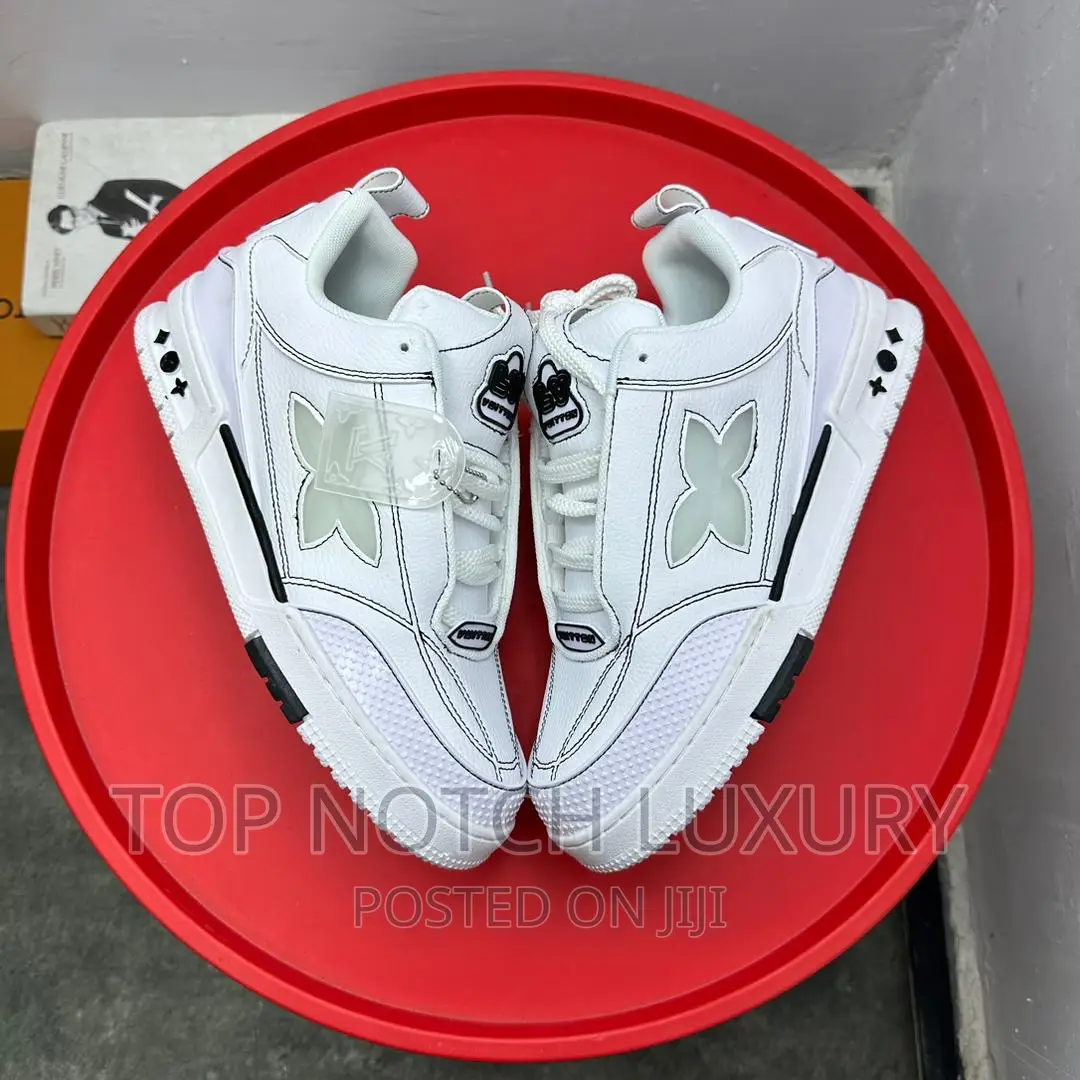 Original Louis Vuitton Trainer #45 Cream Big Lace Luxury