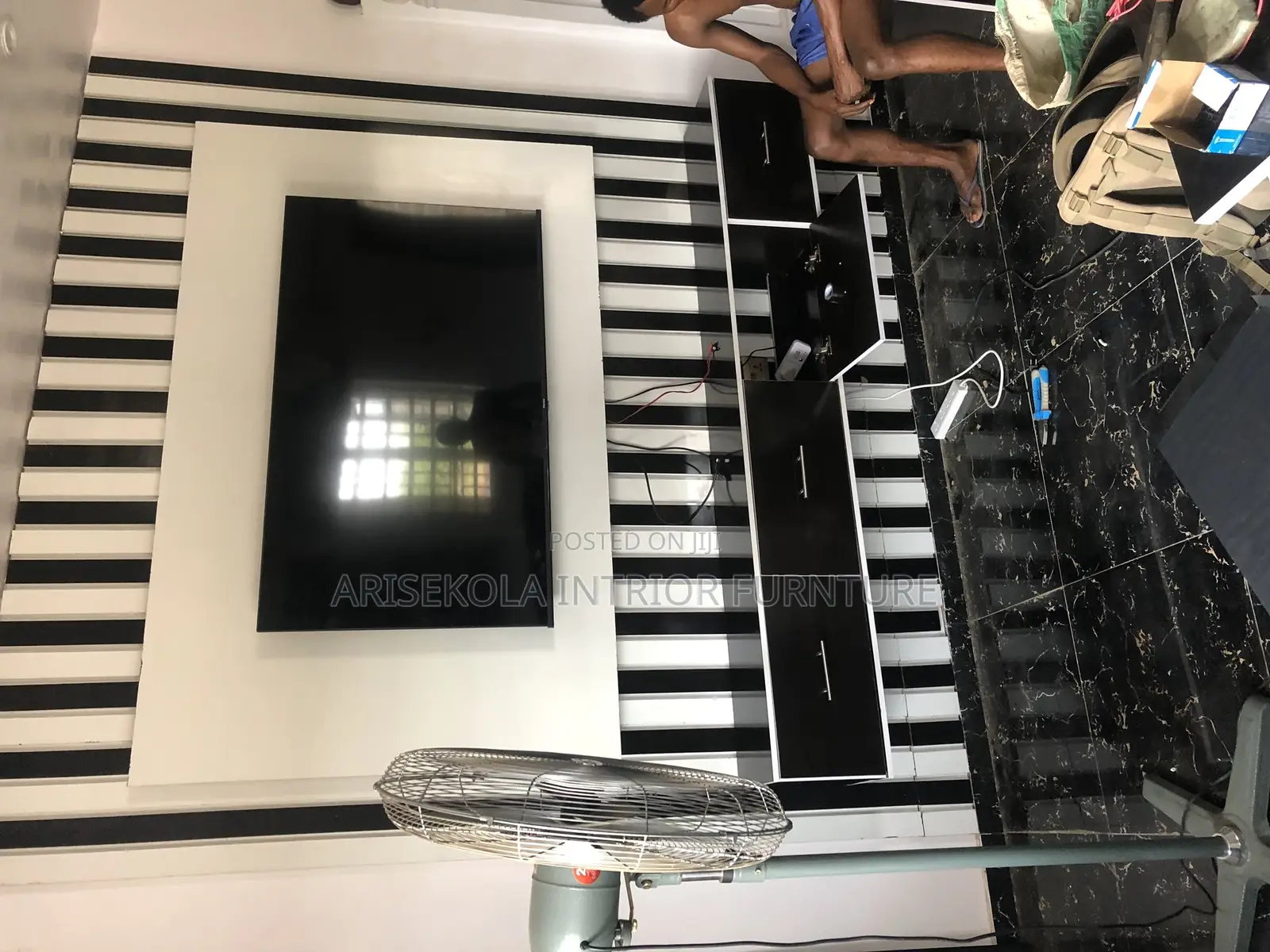 Arise Kola Interior Furniture Maker
