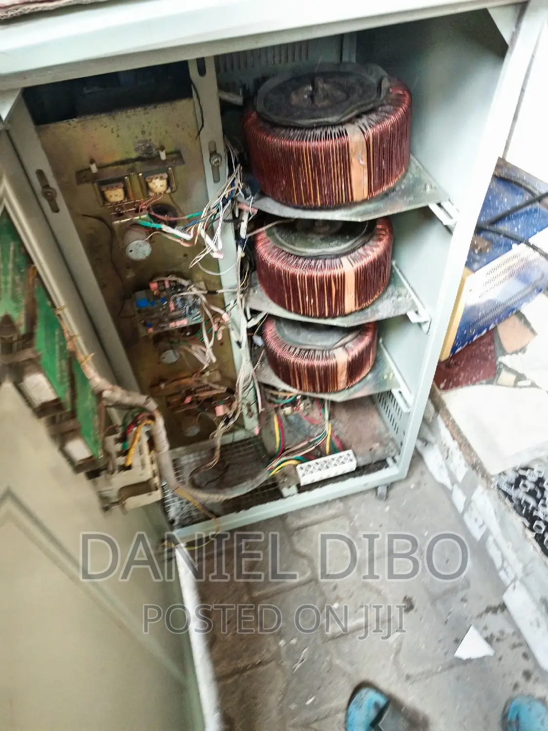 Vintech Industrial Stabilizer 30KVA 3phase