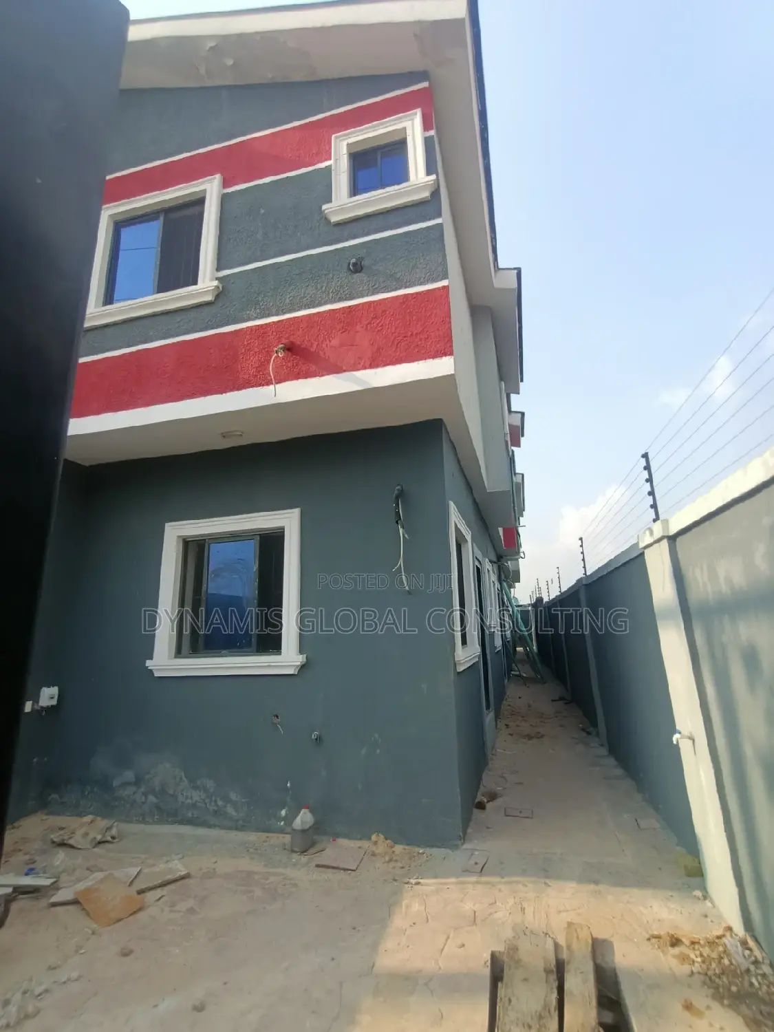 Furnished 1bdrm Townhouse/Terrace in Wilmer Close. Magodo.