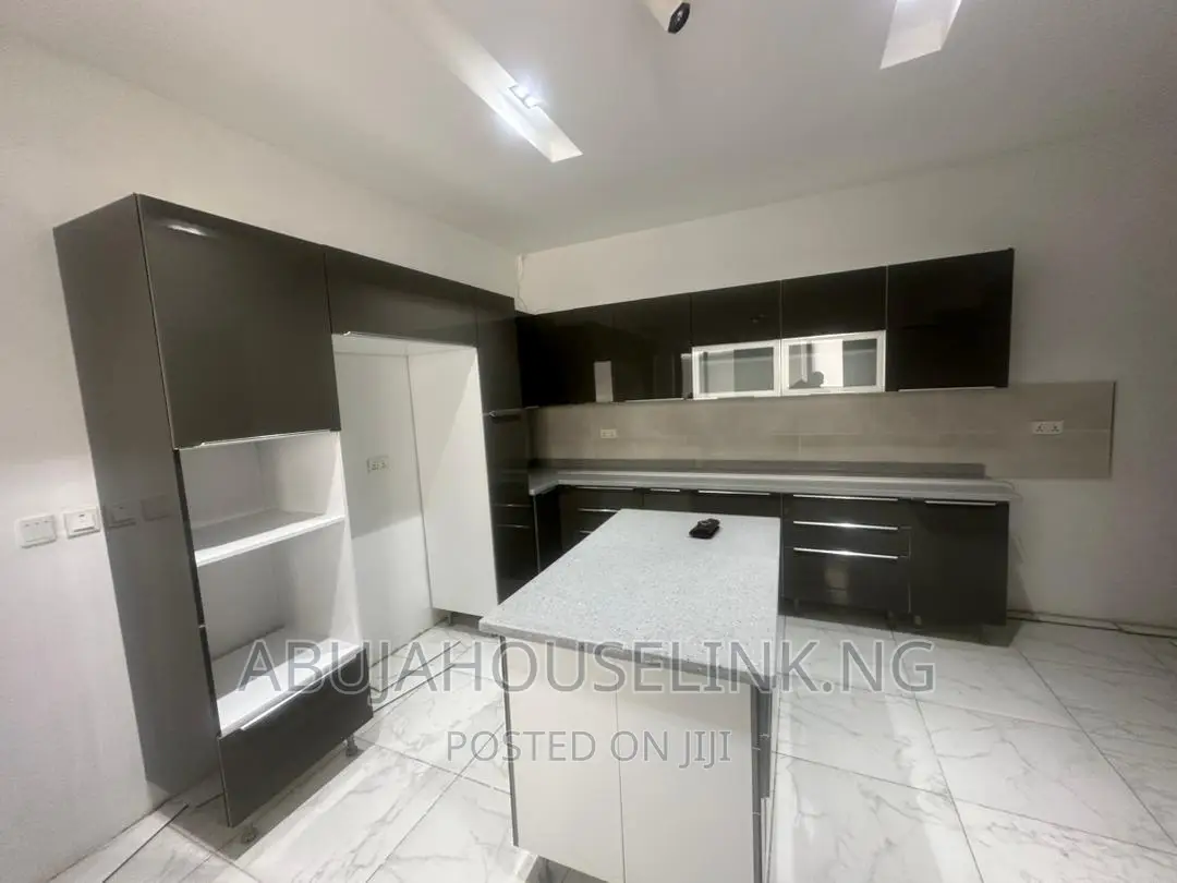 5bdrm Duplex in Katampe Extension for sale