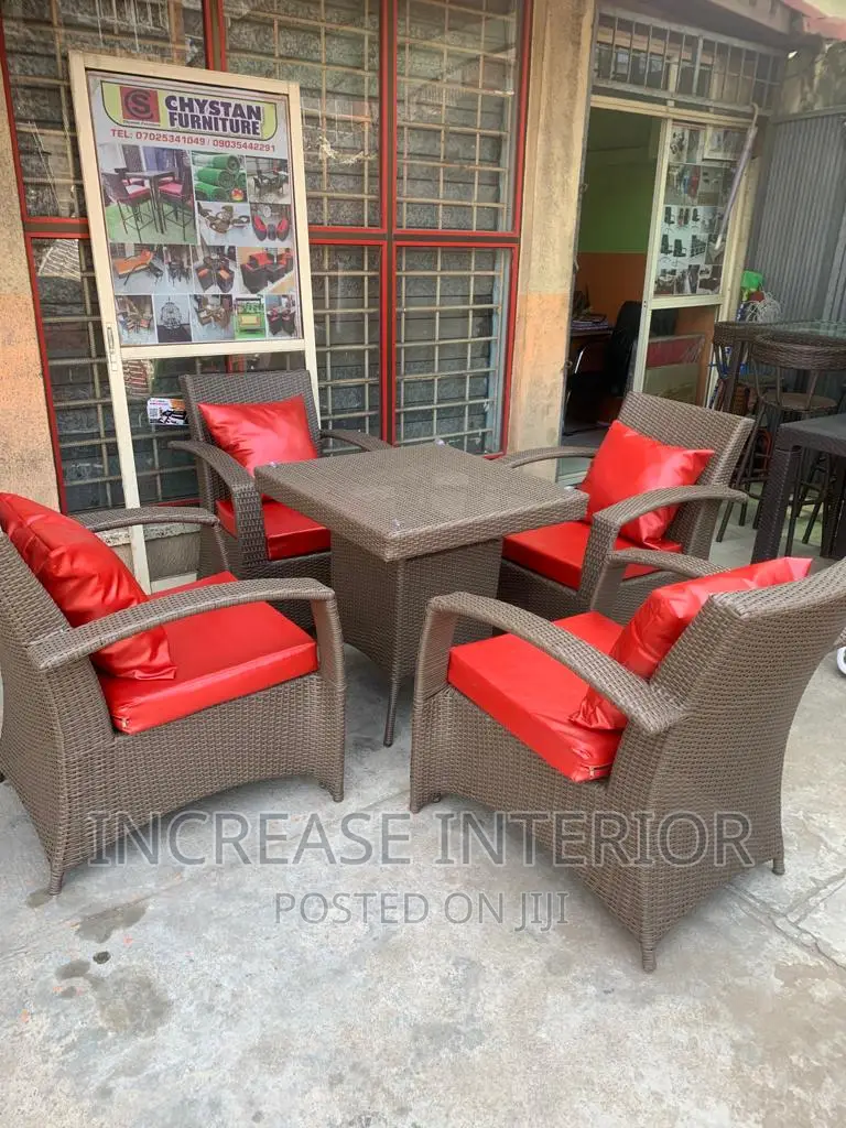 Quality Designed Outdoor Bar Set