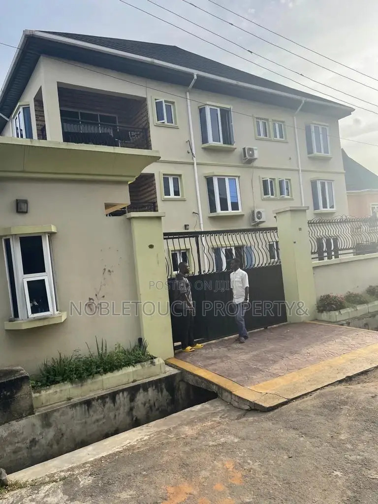3bdrm Block of Flats in Ikeja Lagos, Toyin Street for sale