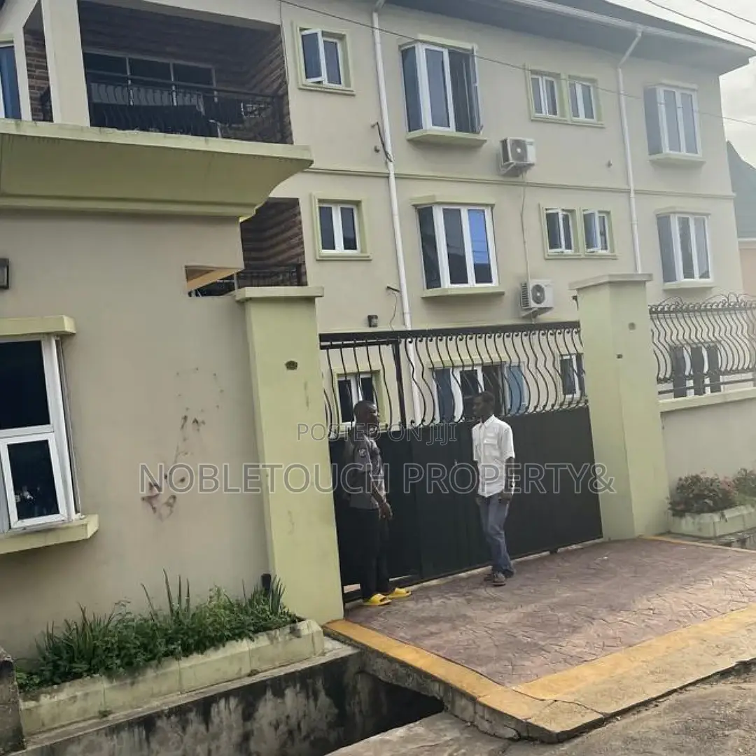 3bdrm Block of Flats in Ikeja Lagos, Toyin Street for sale
