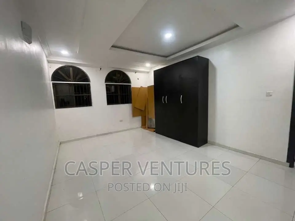 Mini Flat in Vi, Victoria Island for rent